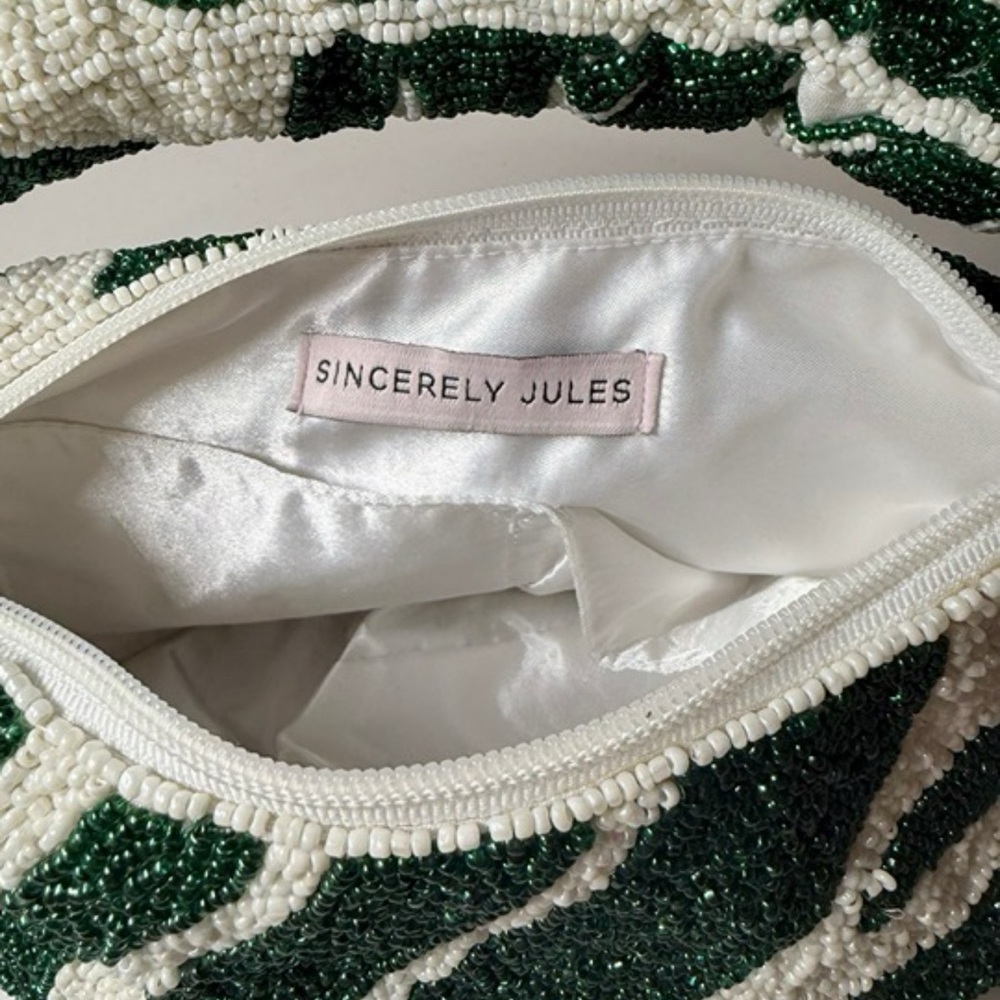 Green and White Beaded Clutch - Picture 6 of 8